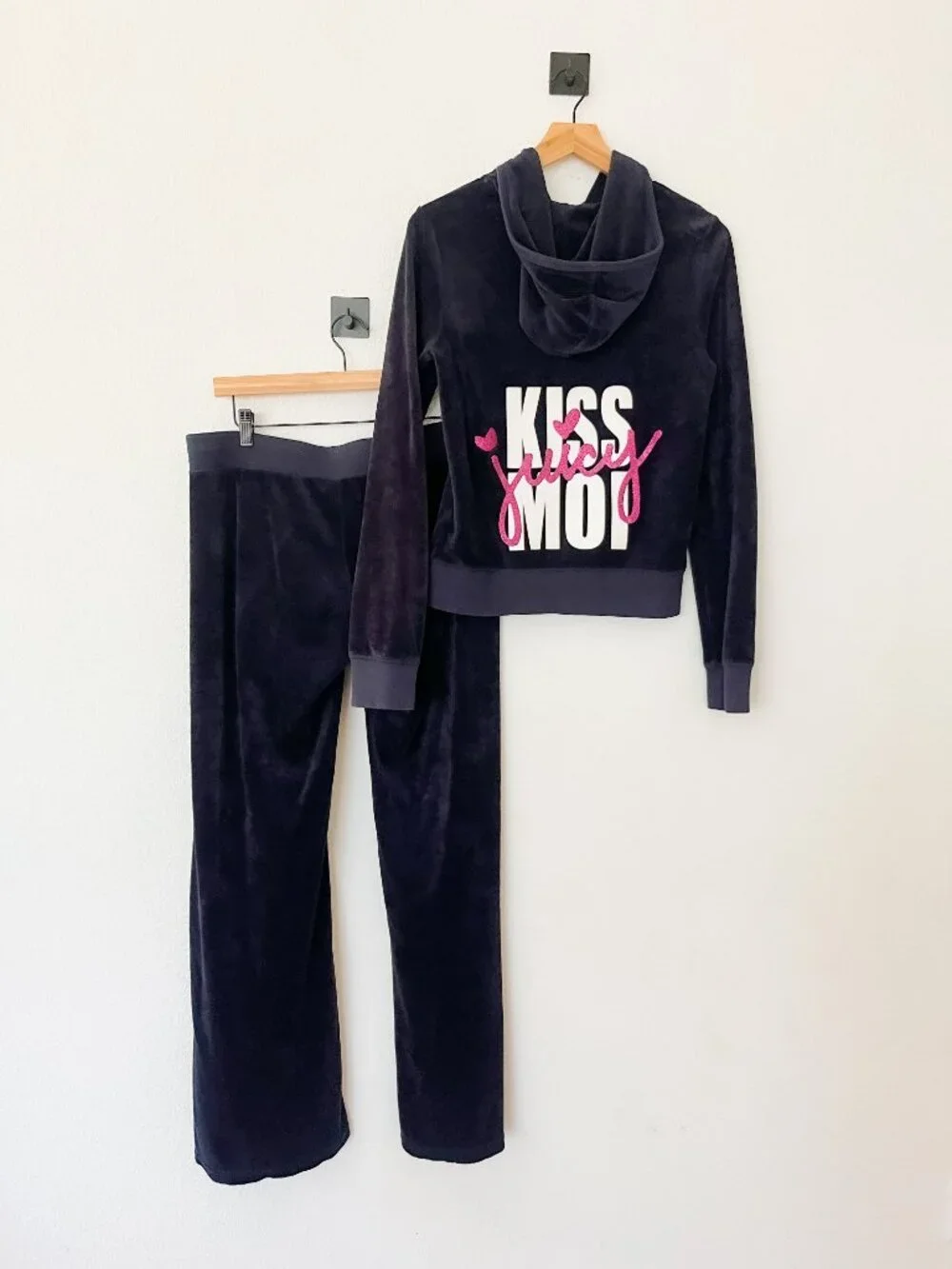Juicy Couture Vintage “Kiss Moi” Velour Tracksuit — Size L